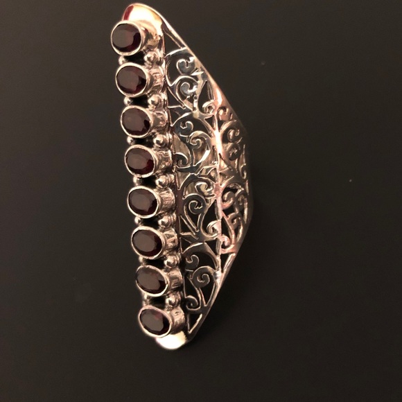 Beautiful Sterling Silver Garnet Knuckle Ring - Picture 8 of 8